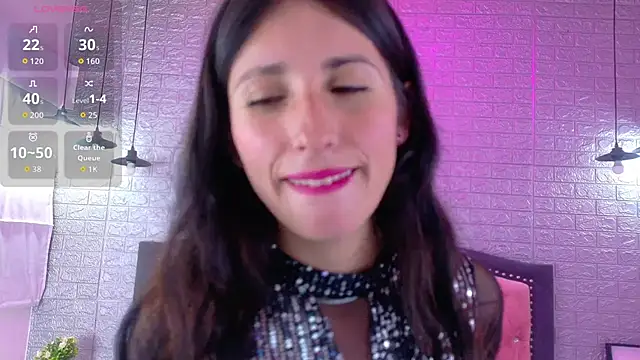 Nicolleth tk online show from January 5, 2026, 9:18 pm