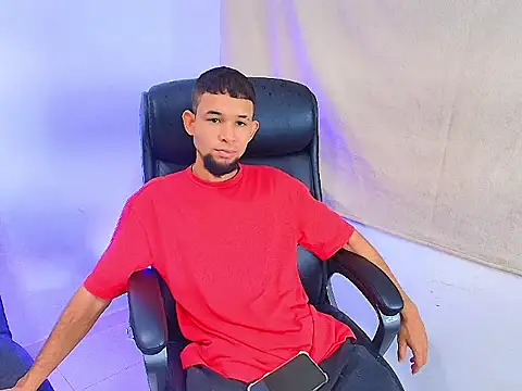 enyel 100 online show from May 5, 2026, 7:28 pm