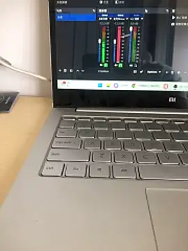 Snapshot of Guillermo950 chatting on March 21, 2026, 3:19 am Guillermo950 online show from March 21, 2026, 3:19 am