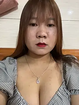 Snapshot of Liness101 chatting on February 6, 2026, 2:29 am Liness101 online show from February 6, 2026, 2:29 am