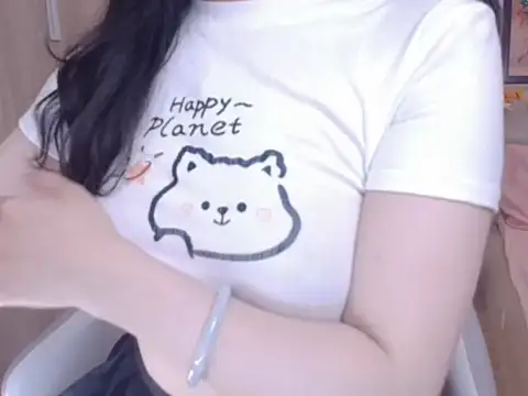 Snapshot of BunnyT_Bae__ chatting on March 4, 2026, 9:39 am BunnyT Bae online show from March 4, 2026, 9:39 am