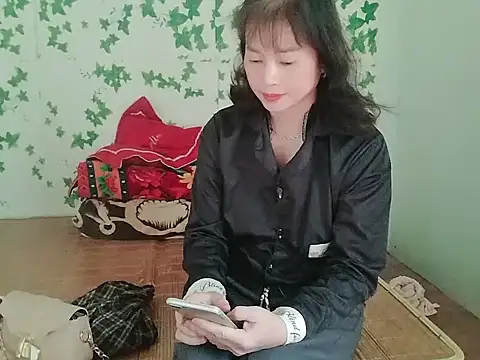 Sophie sexy7 online show from May 6, 2026, 3:21 am