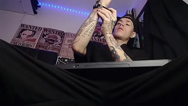 Anhony Muscle online show from February 10, 2026, 5:12 pm