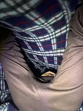 HotDady69690 online show from January 11, 2026, 6:37 pm