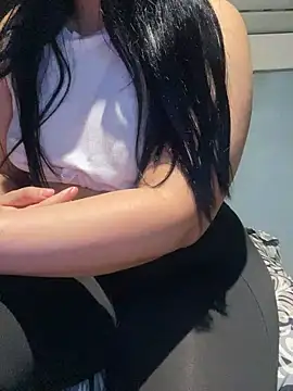 Lina Velvet  online show from April 29, 2026, 12:59 am