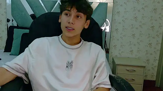 Liam Noxx online show from February 11, 2026, 9:25 pm