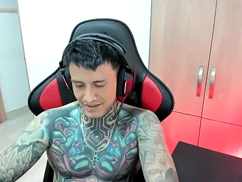 Chrissblack online show from March 6, 2026, 4:40 am