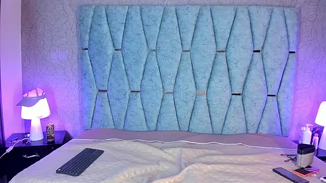 Genesis And Jack  online show from January 18, 2026, 3:43 am