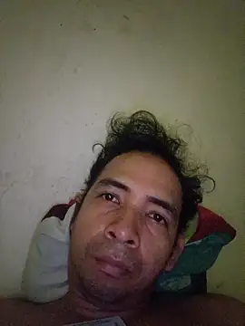 Snapshot of paladito01 chatting on April 23, 2026, 12:17 am paladito01 online show from April 23, 2026, 12:17 am