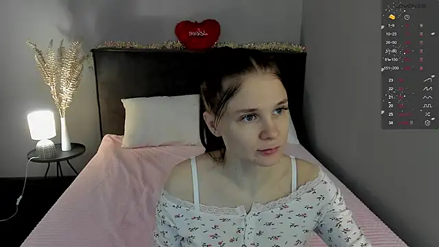 SkinyJoys online show from March 21, 2026, 1:40 am