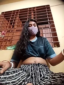 Snapshot of queenneha69 chatting on June 17, 2026, 5:34 pm queenneha69 online show from June 17, 2026, 5:34 pm