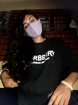 queenneha69 online show from April 25, 2026, 4:48 pm