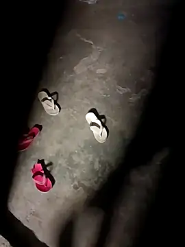 Snapshot of Hot_hiuj chatting on April 15, 2026, 4:33 pm Hot hiuj online show from April 15, 2026, 4:33 pm