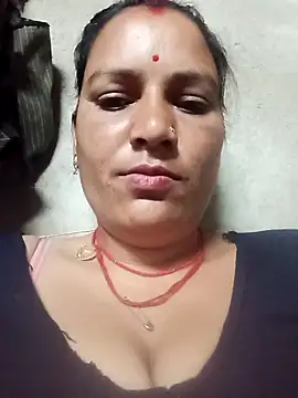 Snapshot of Hot_hiuj chatting on April 12, 2026, 11:19 pm Hot hiuj online show from April 12, 2026, 11:19 pm