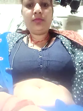 Snapshot of Hot_hiuj chatting on February 18, 2026, 7:43 pm Hot hiuj online show from February 18, 2026, 7:43 pm