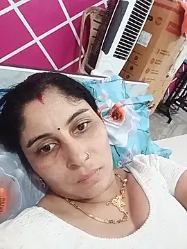 Hot ree85 online show from June 24, 2026, 3:05 am