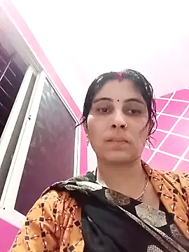 Hot ree85 online show from February 16, 2026, 5:39 am