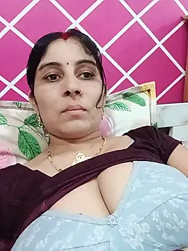 Hot ree85 online show from July 8, 2026, 5:30 am