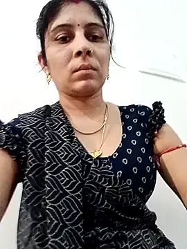 Hot ree85 online show from April 23, 2026, 12:51 pm