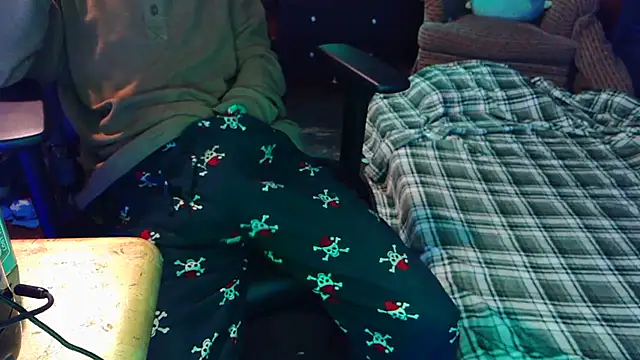 Snapshot of BotanicEntry1 chatting on February 13, 2026, 2:44 am BotanicEntry1 online show from February 13, 2026, 2:44 am