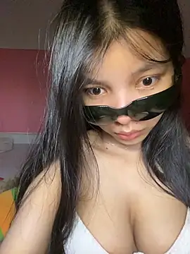 Snapshot of Habii__ chatting on January 14, 2026, 8:23 pm Habii online show from January 14, 2026, 8:23 pm