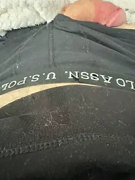 tonieja97 online show from March 22, 2026, 8:49 am