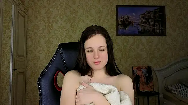 Hinata Vip online show from February 9, 2026, 3:32 pm