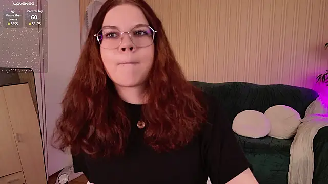 Snapshot of A_Lot_of_Bunny chatting on March 7, 2026, 9:05 am A Lot of Bunny online show from March 7, 2026, 9:05 am