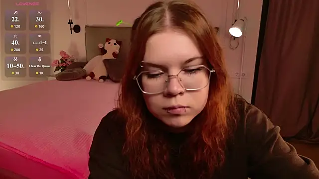 A Lot of Bunny online show from May 3, 2026, 1:58 pm