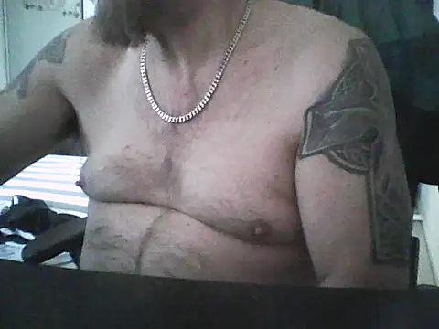 Snapshot of loudandproud chatting on April 14, 2026, 9:31 pm loudandproud online show from April 14, 2026, 9:31 pm
