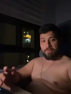 NinoEstouranel online show from January 13, 2026, 4:05 am