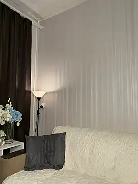SkylineBliss online show from July 10, 2026, 2:06 pm