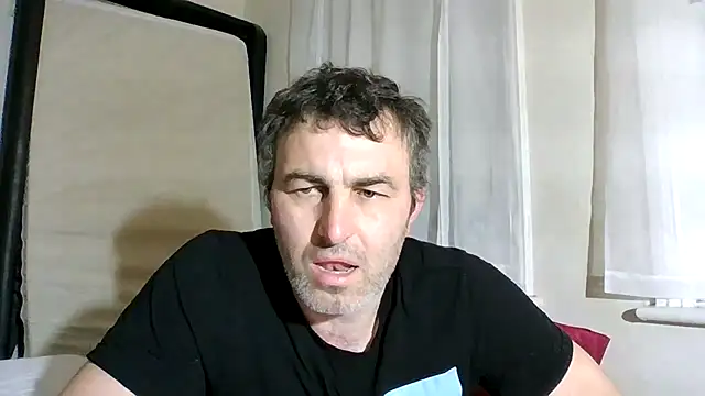 Snapshot of Hakfin666 chatting on May 11, 2026, 4:14 am Hakfin666 online show from May 11, 2026, 4:14 am