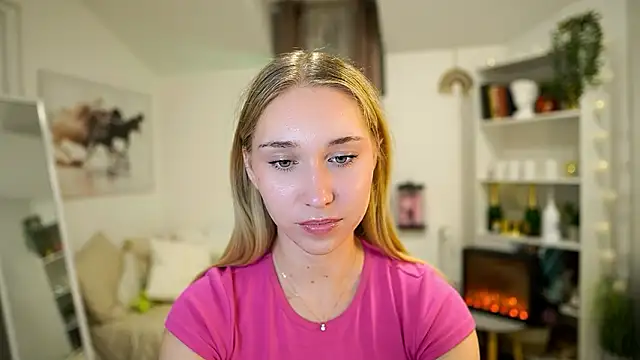 MilaBunny2000 online show from March 19, 2026, 11:43 am