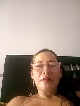 Salome 69 online show from May 4, 2026, 1:25 pm