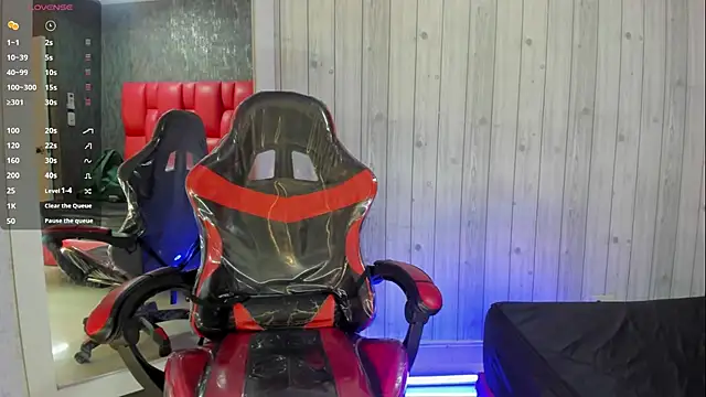 Snapshot of _erick_j chatting on February 22, 2026, 8:10 pm erick j online show from February 22, 2026, 8:10 pm