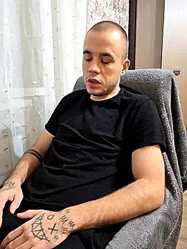 TvoY bOy1 online show from February 14, 2026, 4:51 pm