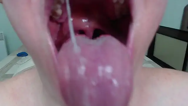  Sweet Dream  online show from March 19, 2025, 6:12 pm