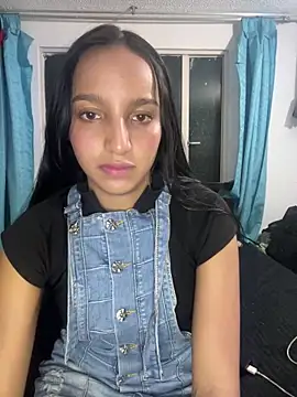 Snapshot of Eve_Ritz chatting on February 9, 2026, 3:26 am Eve Ritz online show from February 9, 2026, 3:26 am