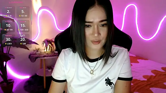 simplykhate online show from June 23, 2026, 1:14 am