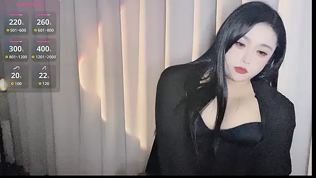 Missqiu-w online show from January 10, 2026, 10:54 am