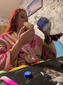 Lily Viola online show from March 2, 2026, 5:09 pm