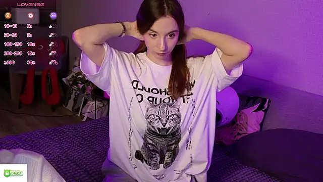 Candyy Molly online show from March 15, 2026, 1:23 am