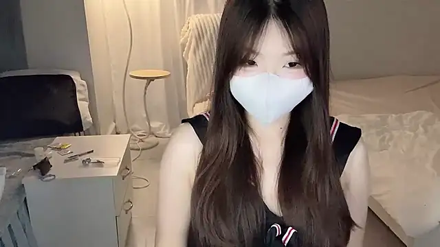 Snapshot of _xiaoxinxin_ chatting on June 21, 2026, 12:00 pm xiaoxinxin online show from June 21, 2026, 12:00 pm
