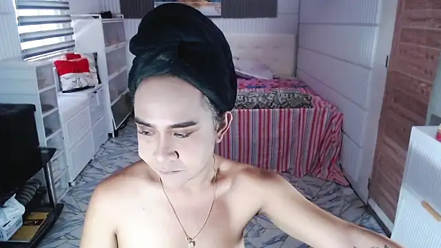 MShealthyCumTS69 online show from April 23, 2026, 3:24 am