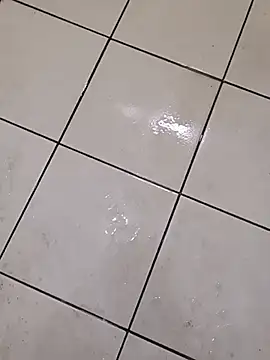 Johnlim880 online show from January 6, 2026, 5:55 am