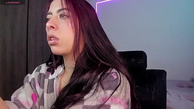 maazikeenx online show from March 10, 2026, 12:42 pm