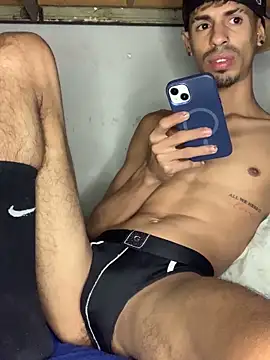 alexx 23cm online show from February 4, 2026, 7:31 pm