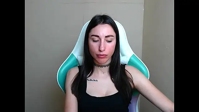 cammila horn online show from March 13, 2026, 11:59 am