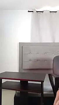 saray reesee online show from March 12, 2026, 8:02 pm